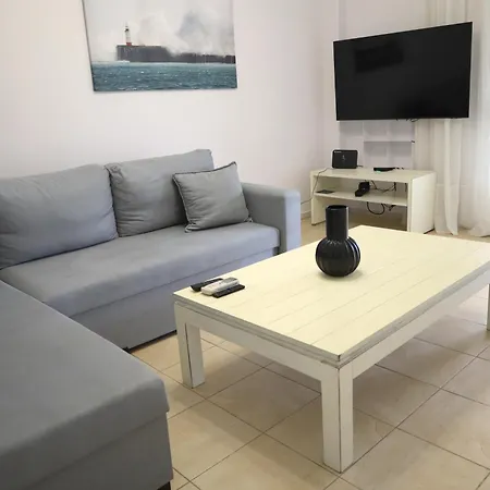 Seasideepanomi Apartament